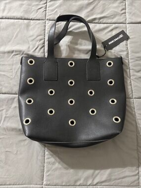 Berge Made in Italy Black Tote with Silver-Tone Eyelets